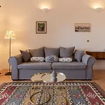House Ruzmarin *