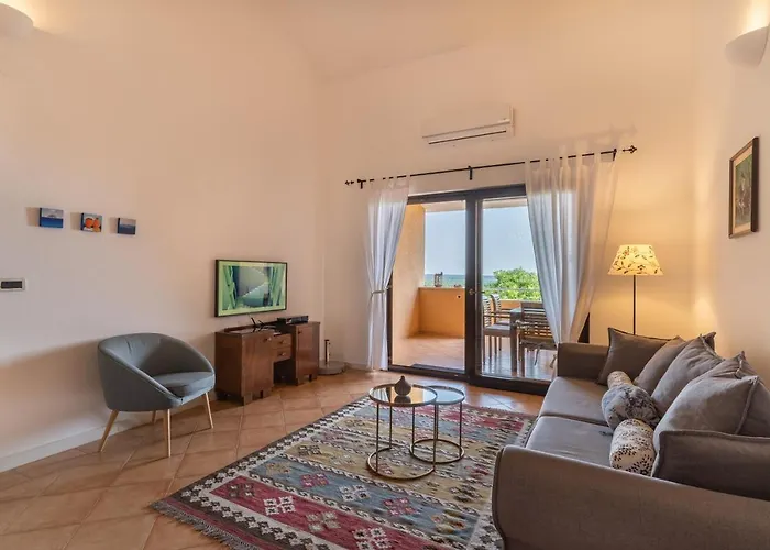 House Ruzmarin 펜션 Kaštelir