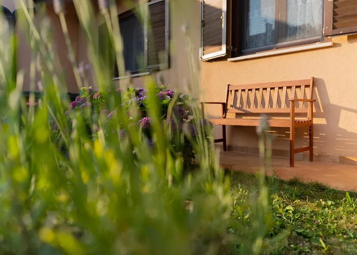 House Ruzmarin * Kaštelir