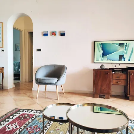 House Ruzmarin