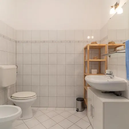 度假居 House Ruzmarin Kaštelir
