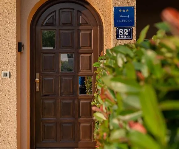 House Ruzmarin